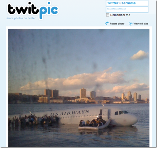 twitpic - Hudson Plane